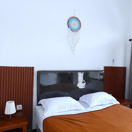 Pondok Dete Guesthouse Sanur  Bagian luar foto