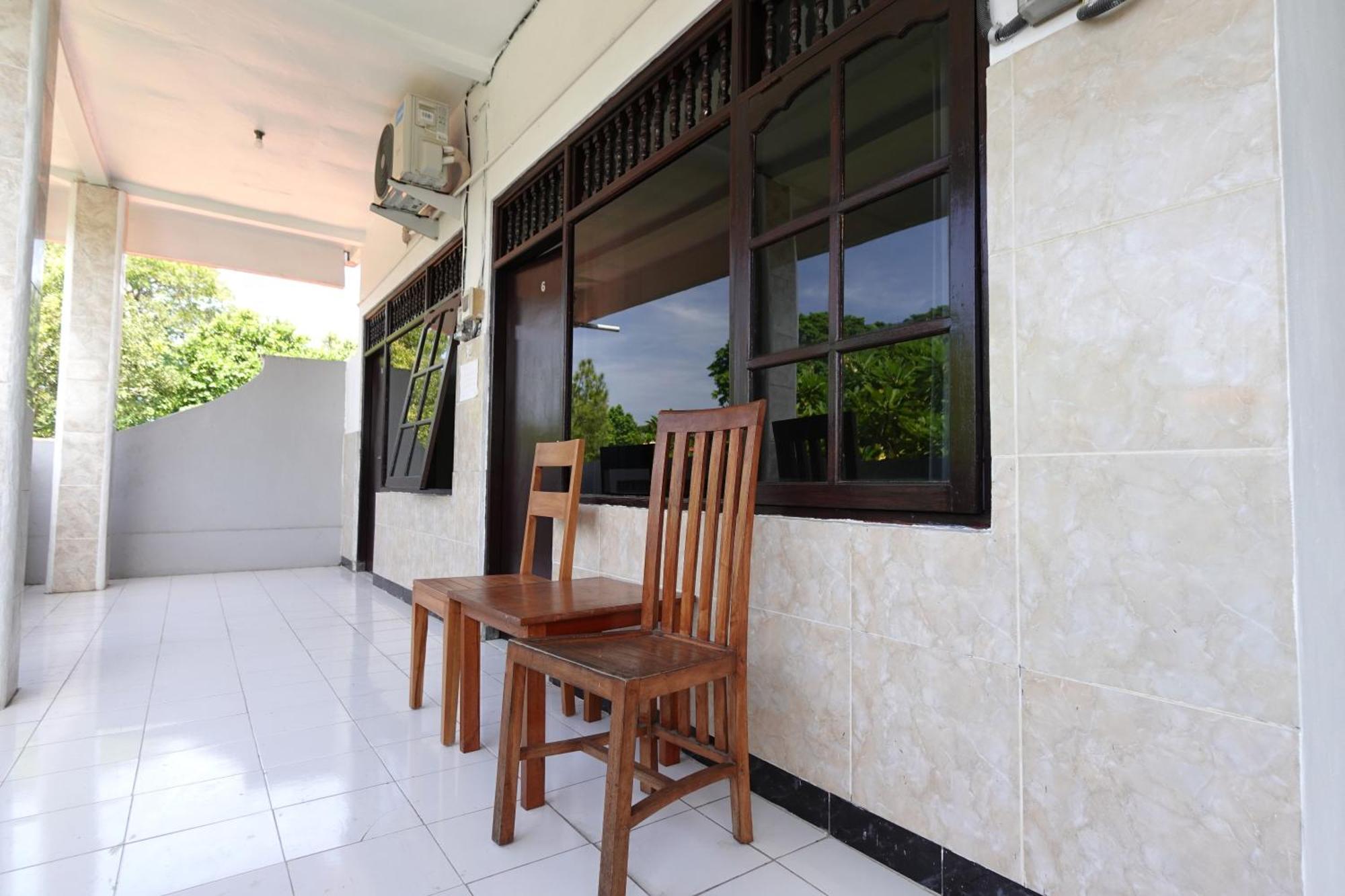 Pondok Dete Guesthouse Sanur  Bagian luar foto