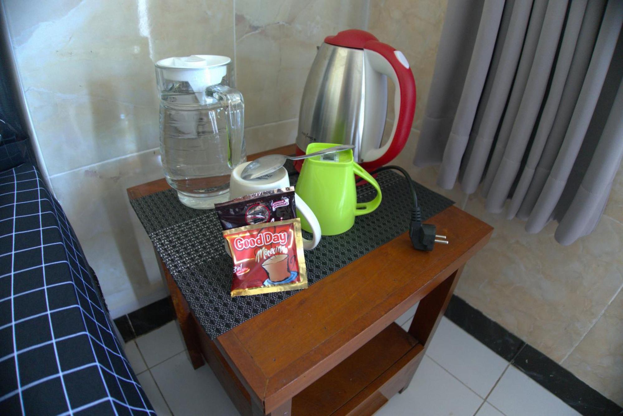 Pondok Dete Guesthouse Sanur  Bagian luar foto